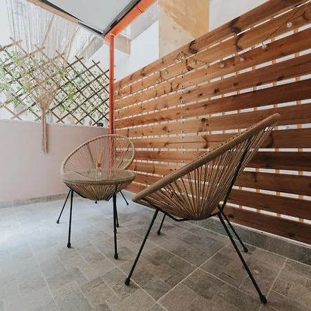 Apartment Comfy And Stylish Near Metro Thessaloniki