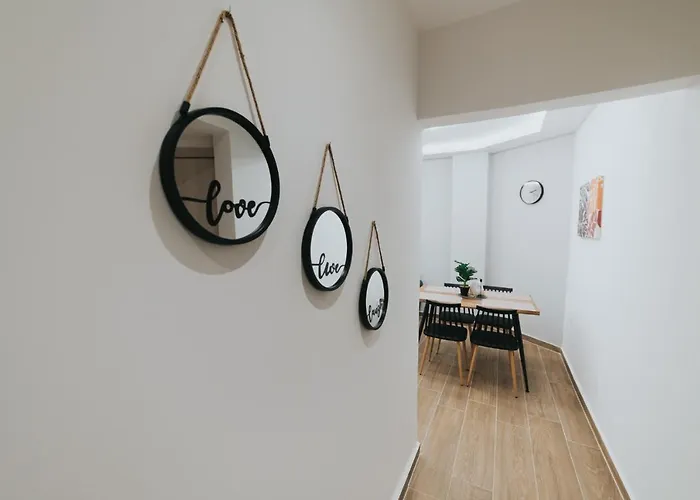 Comfy And Stylish Near Metro Tessalónica