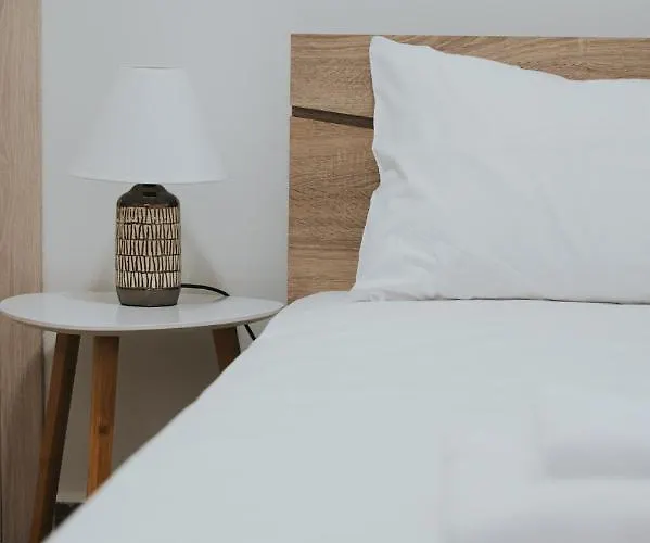 Comfy And Stylish Near Metro Selanik