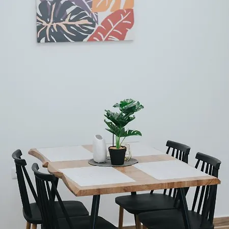 Apartman Comfy And Stylish Near Metro Szaloniki