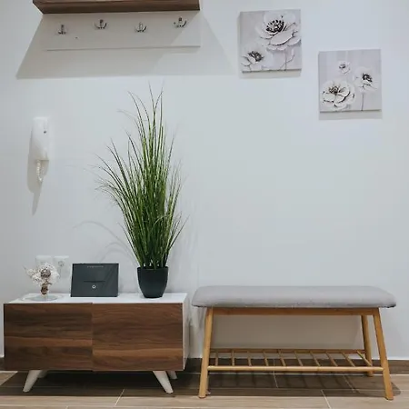 Apartman Comfy And Stylish Near Metro Szaloniki